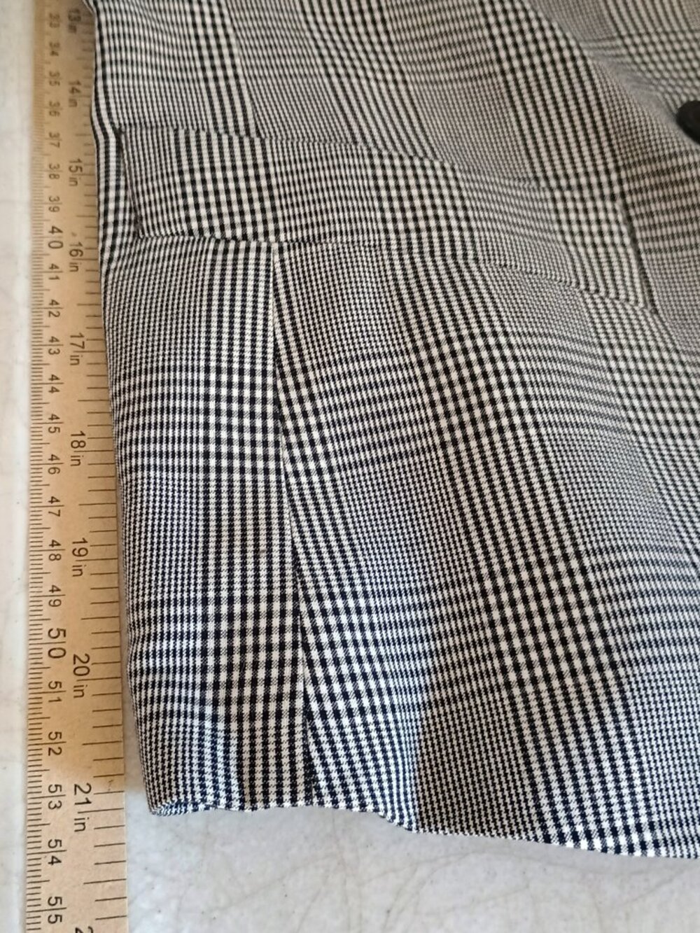 Le Suit 2 Pc women skirt suit 8P gray black plaid 2 pockets fully lined career - Picture 10 of 12